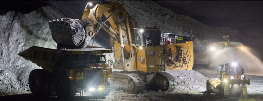 NEXT GENERATION CAT® 6060 HYDRAULIC MINING SHOVEL FEATURES GREATER PERFORMANCE AND INCREASED DURABILITY